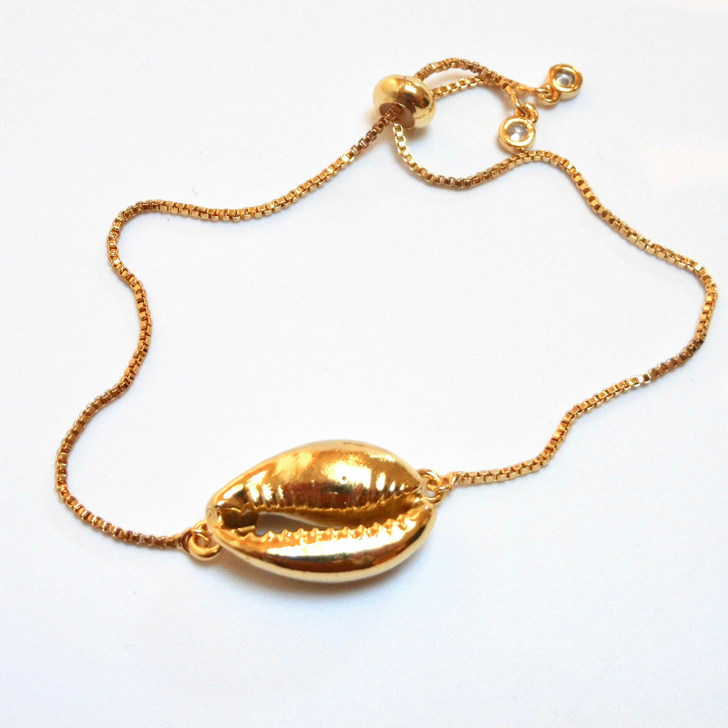 cowrie shell bracelet (gold)